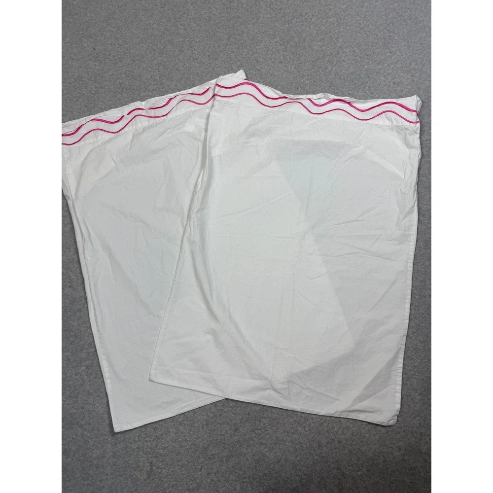 Pottery Barn Kids White Organic Cotton Pink Wavy Rickrack Pillowcases Set of 2